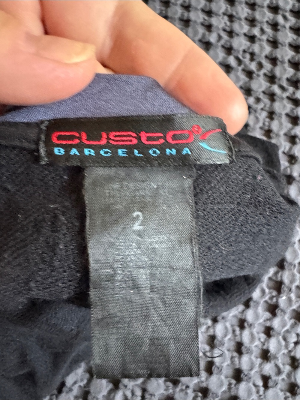 Custo Barcelona long sleeve top with print upfront and button down - Picture 2 of 5